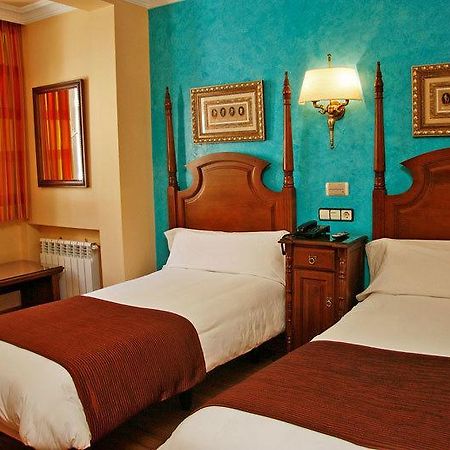 Hostal Victoria I Мадрид Екстер'єр фото