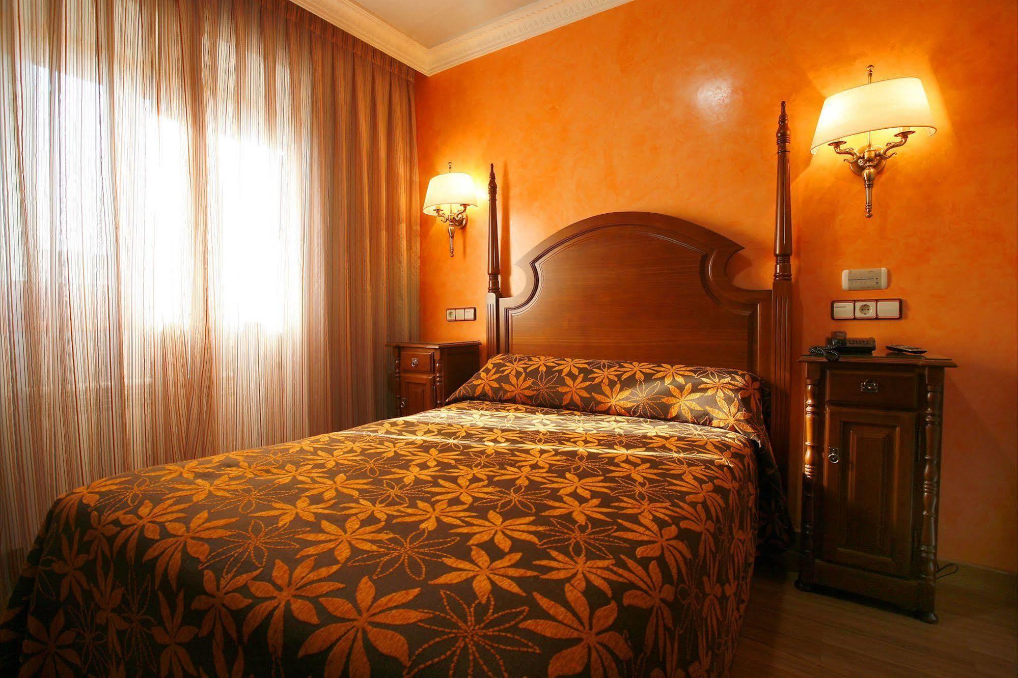 Hostal Victoria I Мадрид Екстер'єр фото